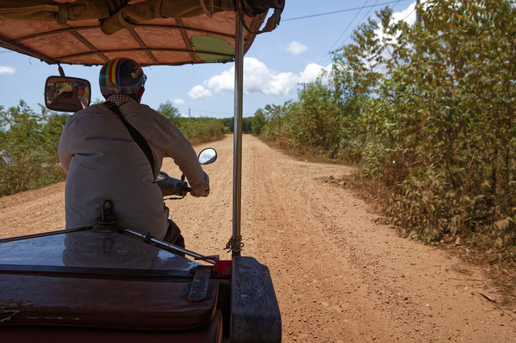 Motorbike Driver, Kep