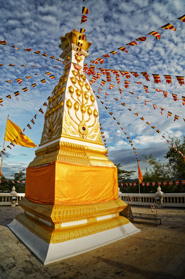Wat Khao Sanam Chai, Hua Hin